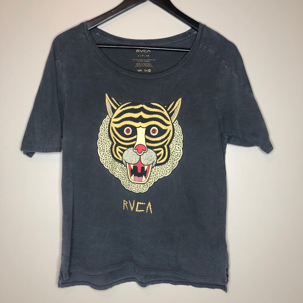 RVCA vintage tiger print t-shirt black small